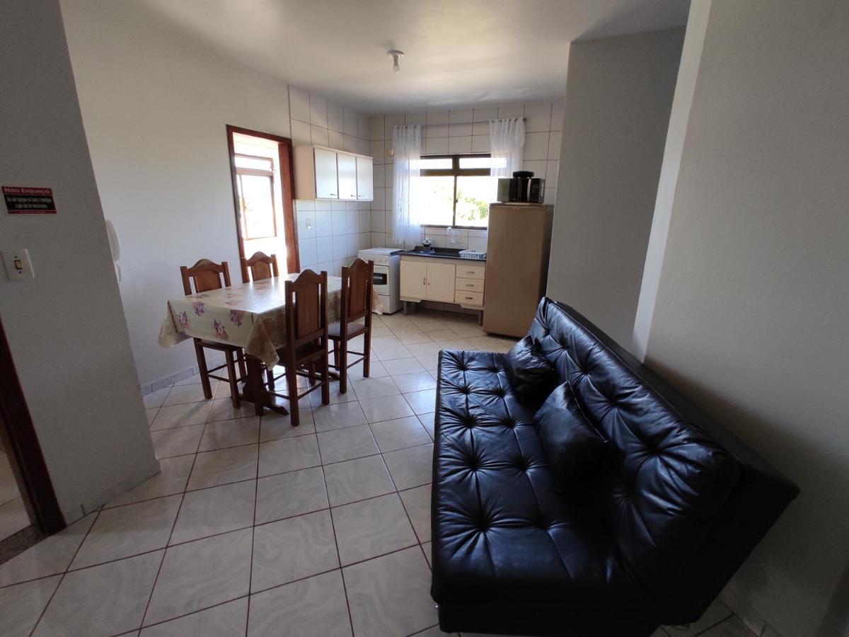Residencial Medeiros Apartment Guarda do Embau Luaran gambar