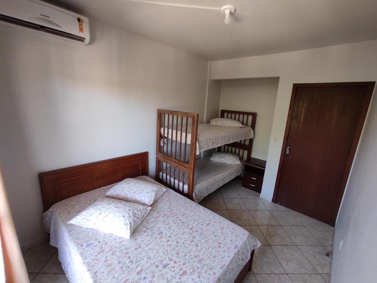 Residencial Medeiros Apartment Guarda do Embau Luaran gambar